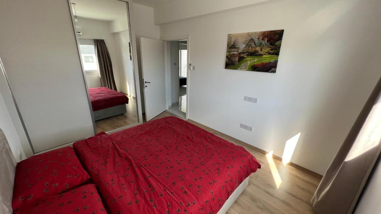 Tetris Apartment Spacious Comfortable Nicosia Buitenkant foto