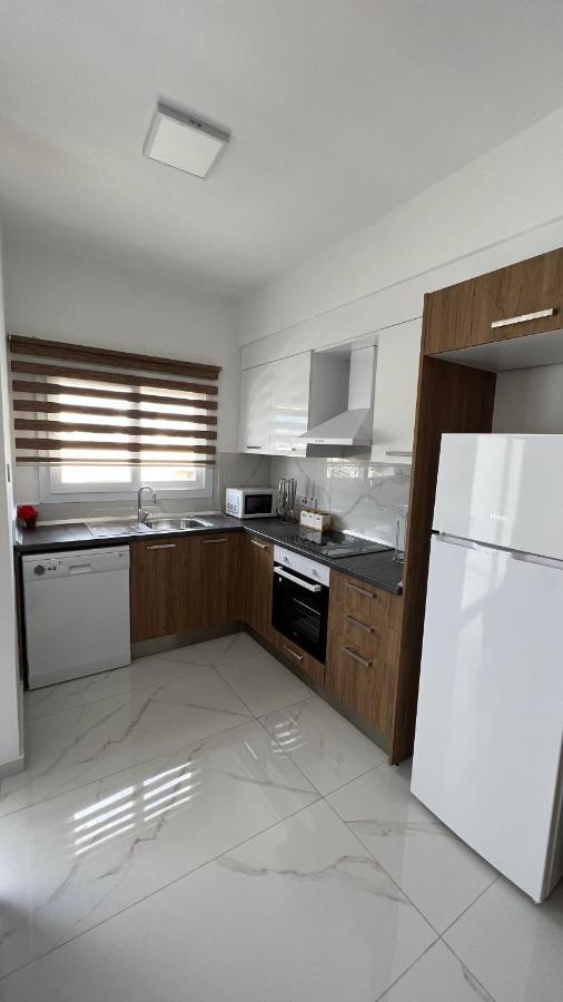 Tetris Apartment Spacious Comfortable Nicosia Buitenkant foto