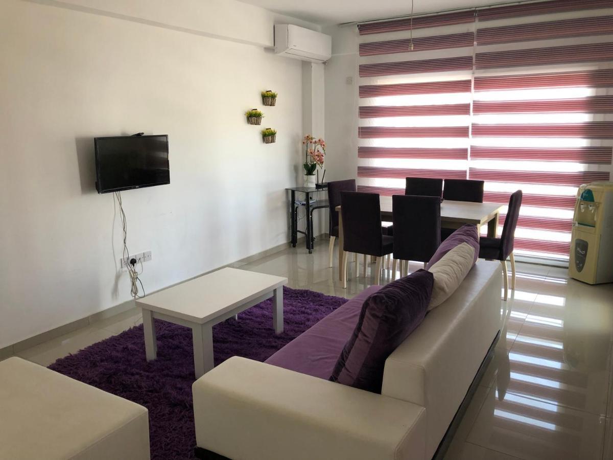 Tetris Apartment Spacious Comfortable Nicosia Buitenkant foto